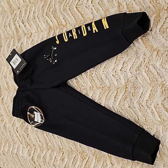NWT Black and Gold Jordan sweatpants - Picture 1 of 7